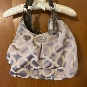 Light gray coach handbag